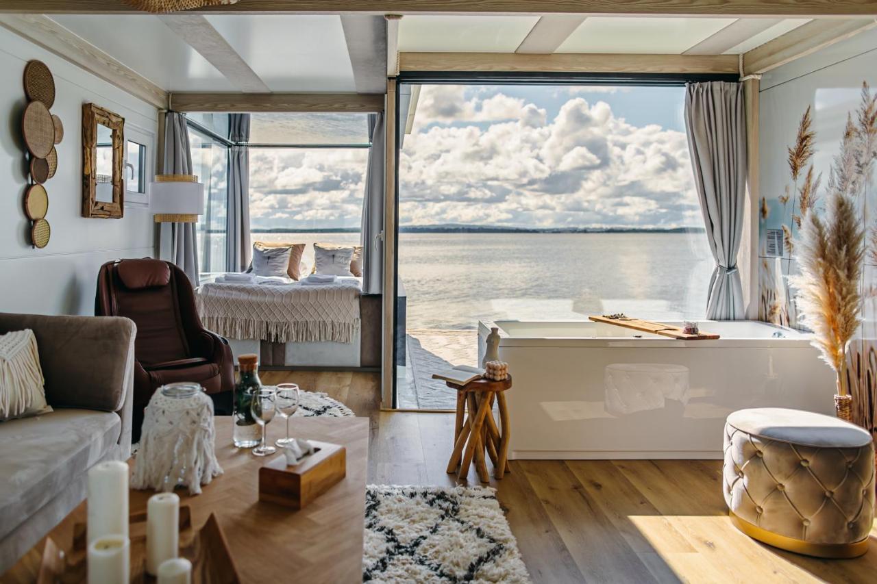 Ht Houseboats - Na Wodzie - Sauna, Motorowka, Rowerki Wodne Apartament Mielno (Koszalin)