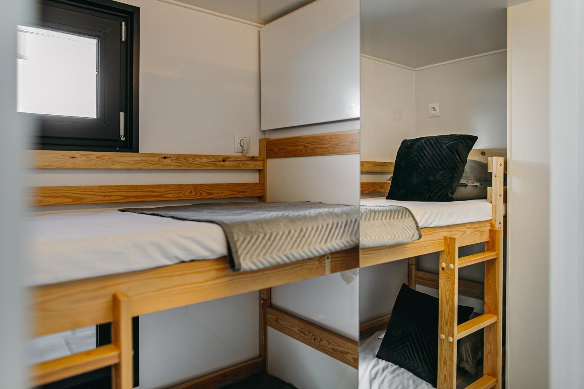 Ht Houseboats - Na Wodzie - Sauna, Motorowka, Rowerki Wodne Appartamento Mielno (Koszalin)