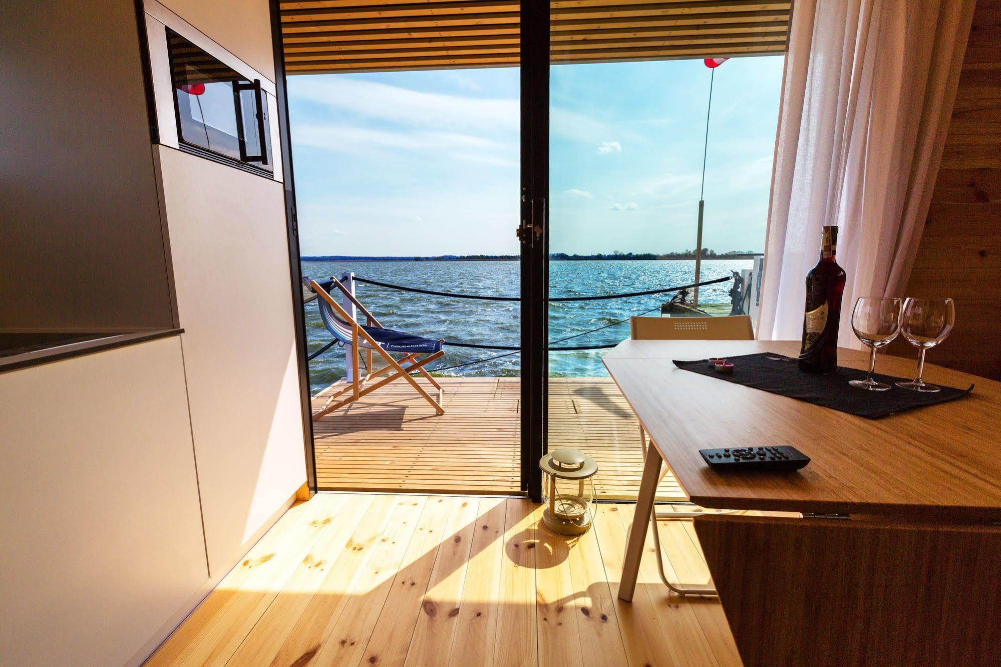 Apartament Ht Houseboats - Na Wodzie - Sauna, Motorowka, Rowerki Wodne